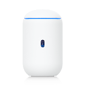 Dream Router 7 Cloud Gateway de 10G de Escritorio con WiFi 7 Integrado Switch de 4 Ptos Almacenamiento microSD y Compatibilidad 