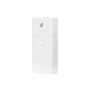 Switch PoE 24 V de Paso Exterior con 4 Ptos Gigabit 1 PoE In 3 PoE Out NanoSwitch